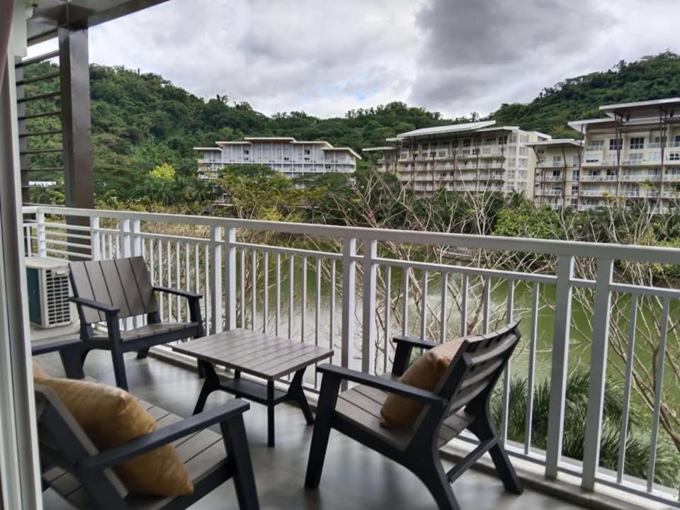 Pico De Loro Beach And Country Club Cutad Bagian luar foto