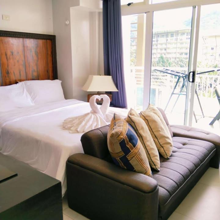 Pico De Loro Beach And Country Club Cutad Bagian luar foto